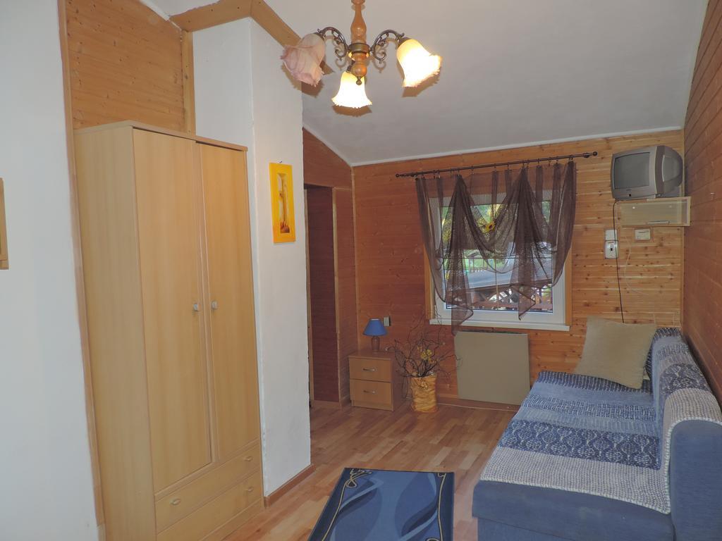 Western Penzion Rużomberk Zewnętrze zdjęcie