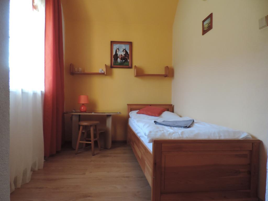 Western Penzion Rużomberk Zewnętrze zdjęcie